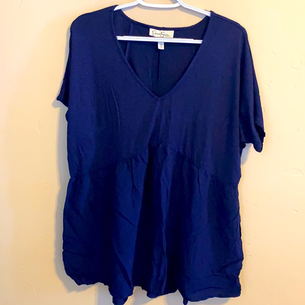 Jessica Simpson Maternity Blouse, dark blue. Such a pretty top! Size L